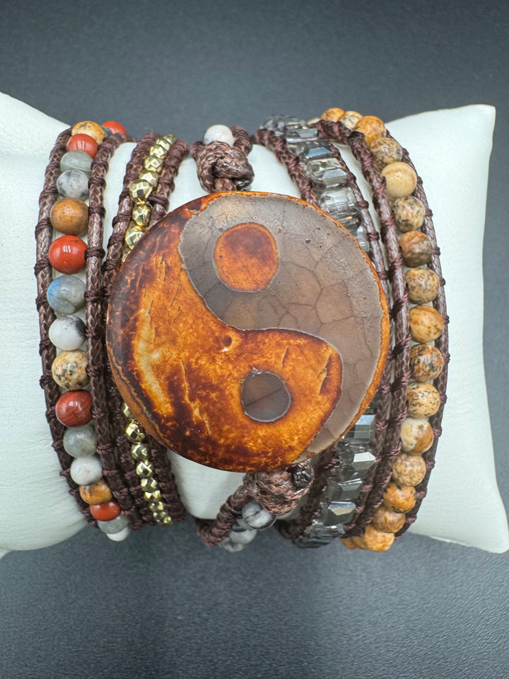Vintage-Inspired Yin Yang Agate Beaded 5-Layer Wrap Around Bracelet