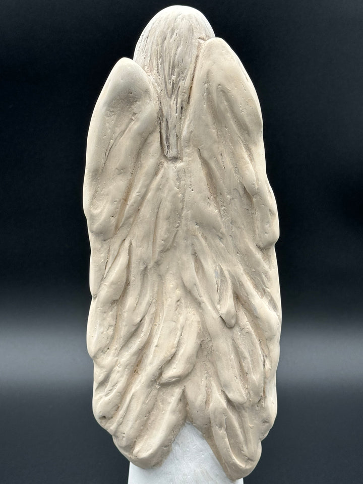 Vivartis Angel- Seraphim's Floral Embrace - Guardians of Rose Petals (503)