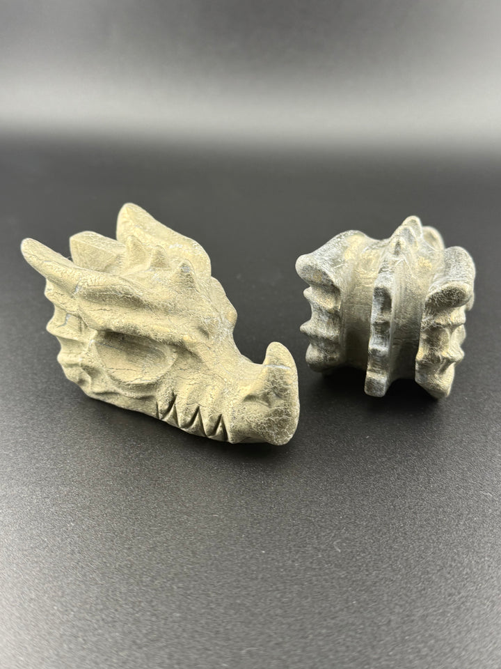 Eternal Dragon Blessing - Dragon Head Statues