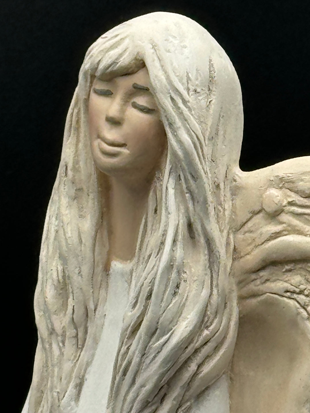 Vivartis Angel- Divine Harmony - The Rose Winged Seraph (495)