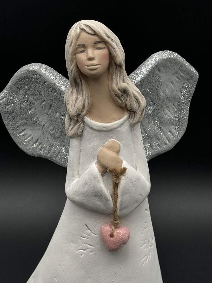 Vivartis Angel- Hearts Entwined - Love's Embrace (601)