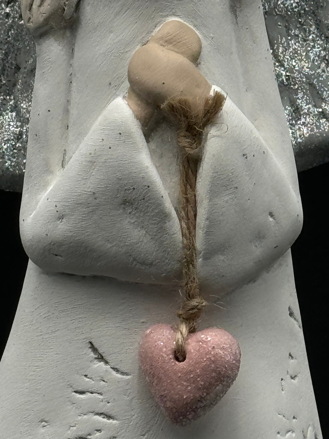 Vivartis Angel- Hearts Entwined - Love's Embrace (601)