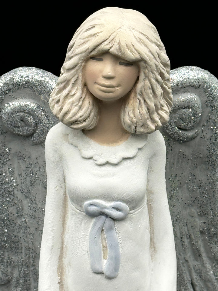Vivartis Angel- Spirited Sentinels -Embracing Love (504)