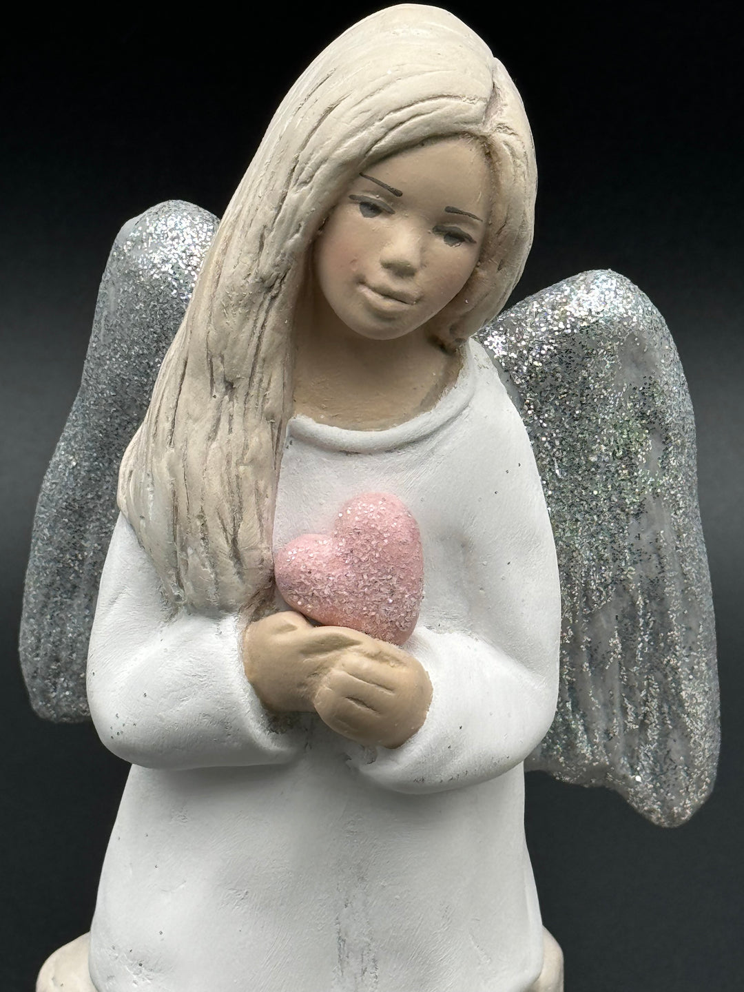 Vivartis Angel- Cherubic Elegance - The Heart bearer Angel (429)