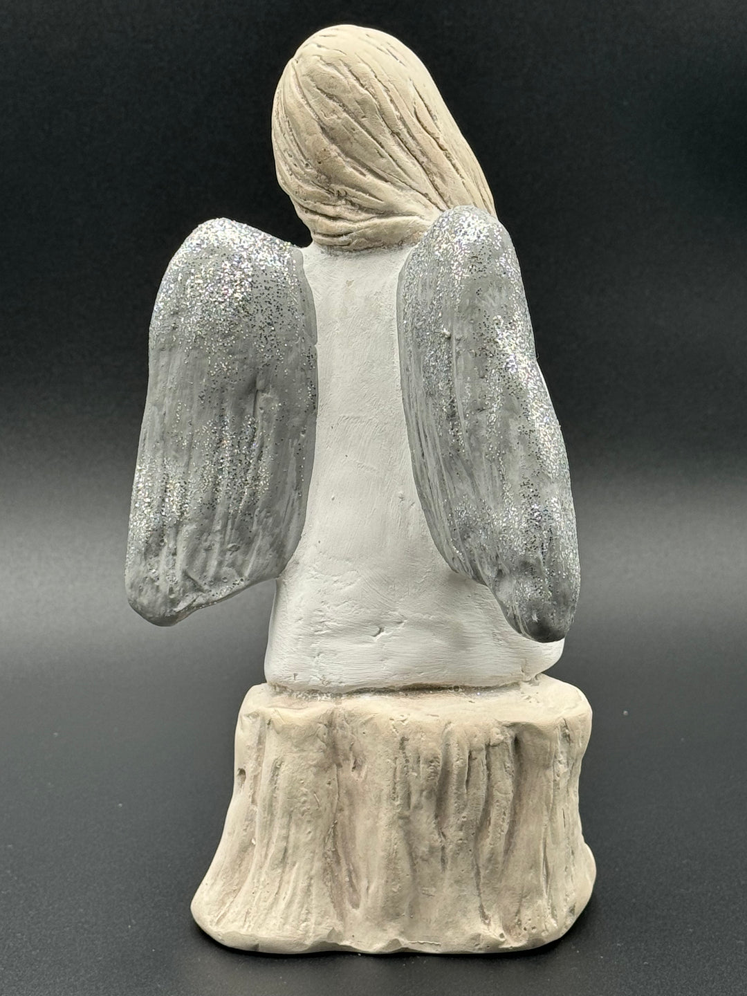 Vivartis Angel- Cherubic Elegance - The Heart bearer Angel (429)
