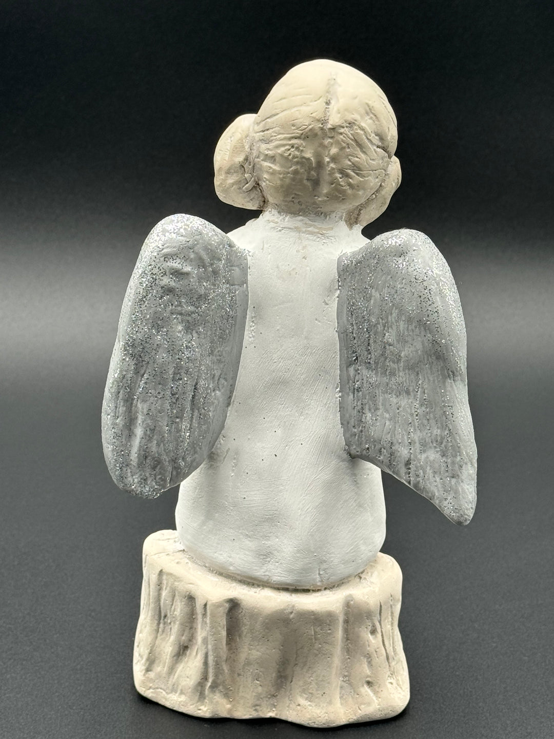 Vivartis Angel- Cherubic Elegance - The Heart bearer Angel (429)