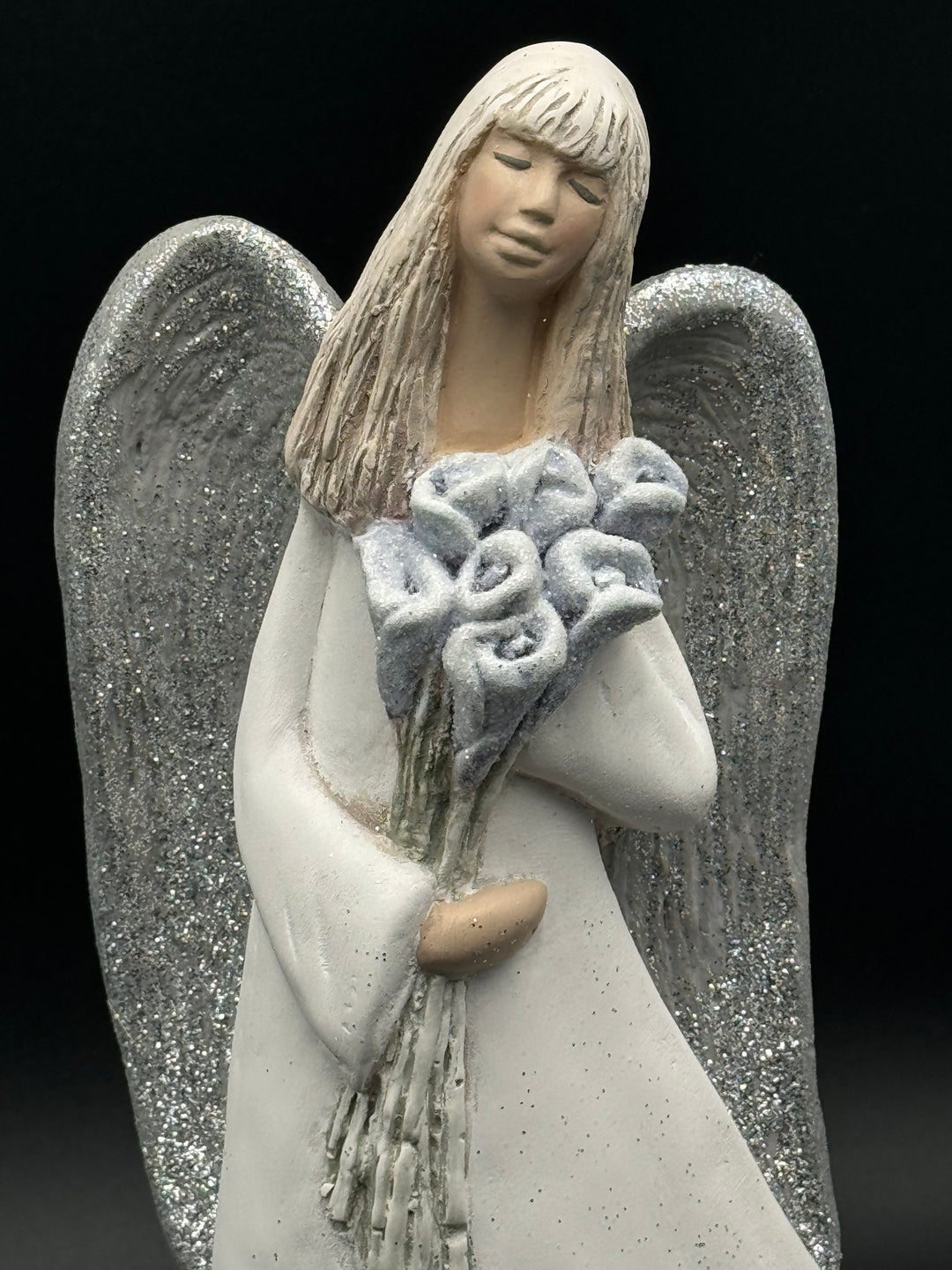 Vivartis Angel- Radiant Serenity - The Lily-Bearing Angel (602)