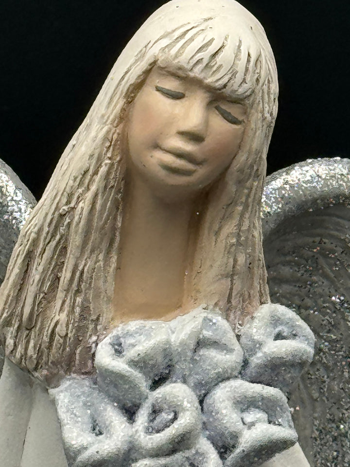 Vivartis Angel- Radiant Serenity - The Lily-Bearing Angel (602)
