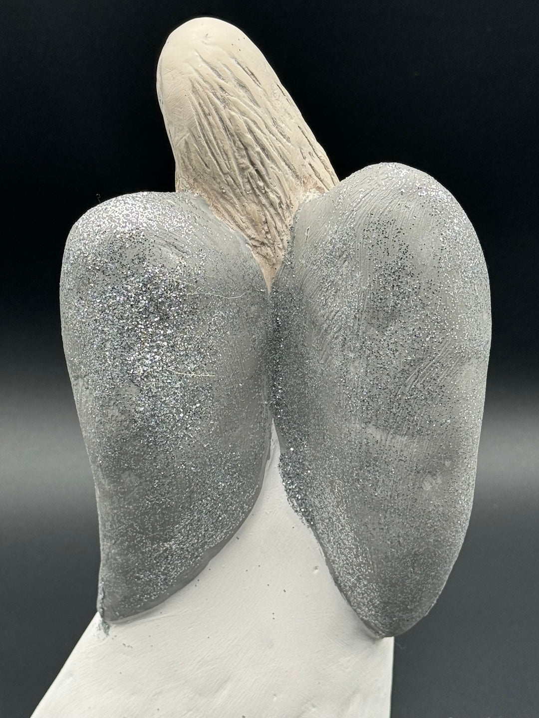 Vivartis Angel- Radiant Serenity - The Lily-Bearing Angel (602)