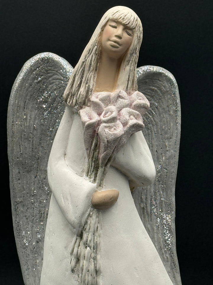 Vivartis Angel- Radiant Serenity - The Lily-Bearing Angel (602)