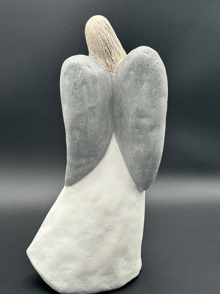 Vivartis Angel- Radiant Serenity - The Lily-Bearing Angel (602)