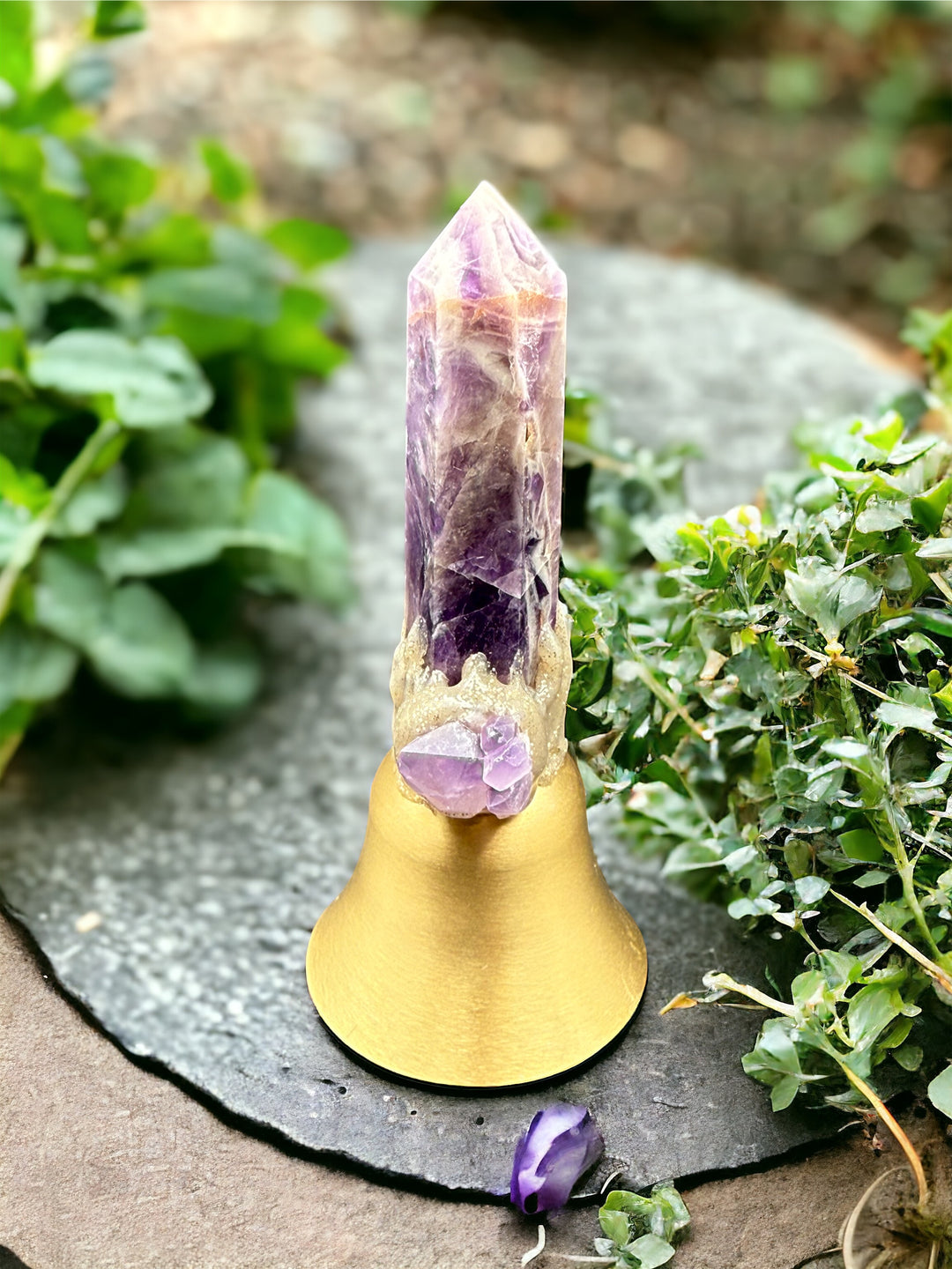 Natural Crystal Point Harmony Bell